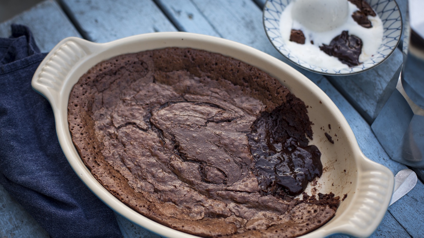 Best chocolate cake recipes - BBC Food