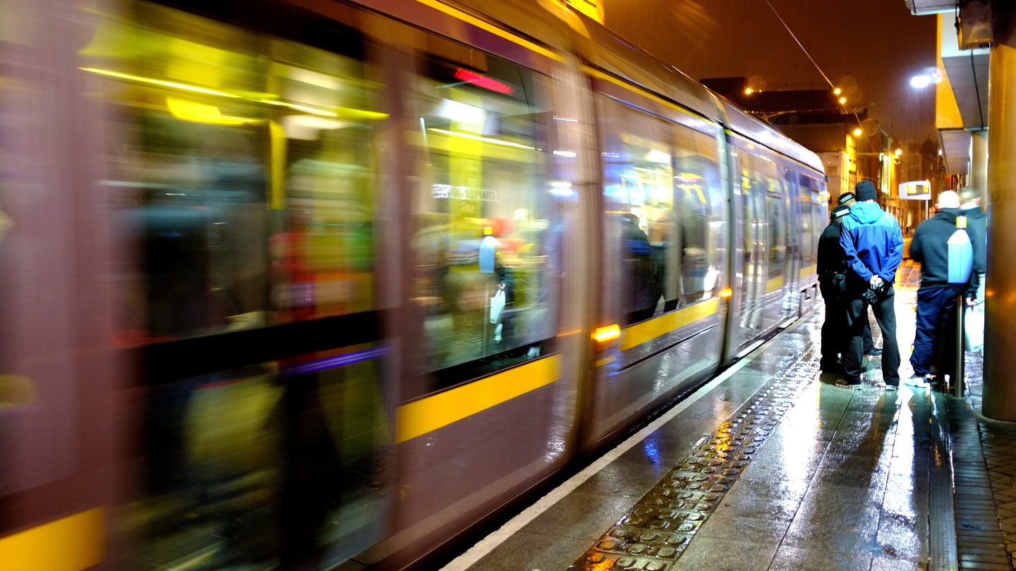 can you bring dogs on the luas