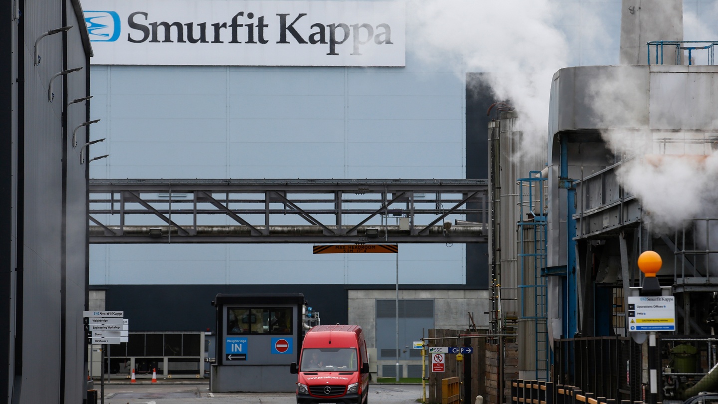 Stole på stribet Kammerat Smurfit's unwanted suitor faces pressure to boost shareholder rights – The  Irish Times