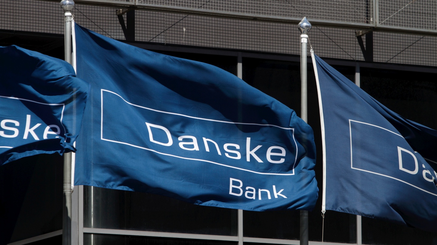 Deutsche Bank warned about Danske clients – The Irish Times