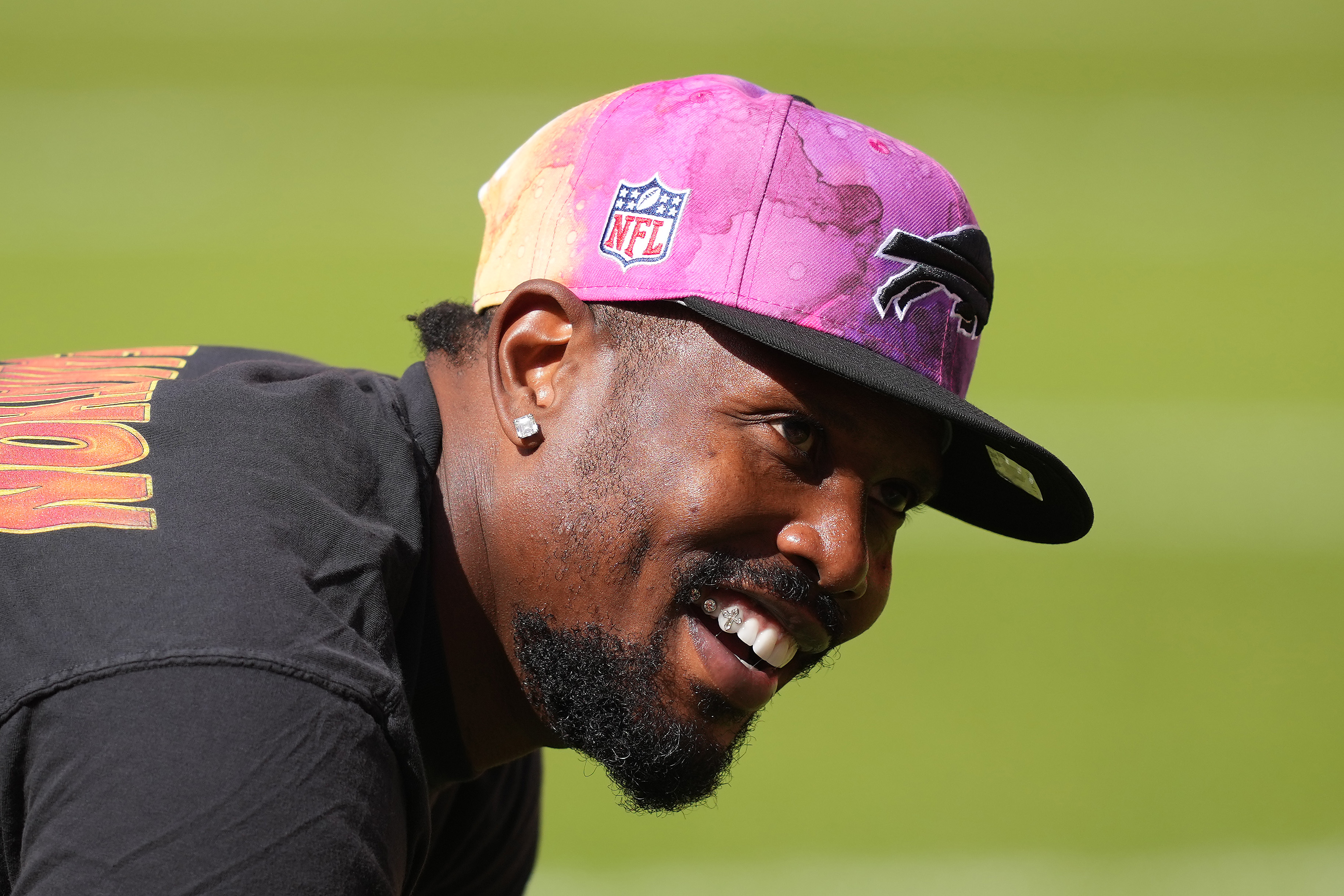 Von Miller Reveals 4 Reasons He Signed With the Buffalo Bills, and None of  Them are His $120M Contract