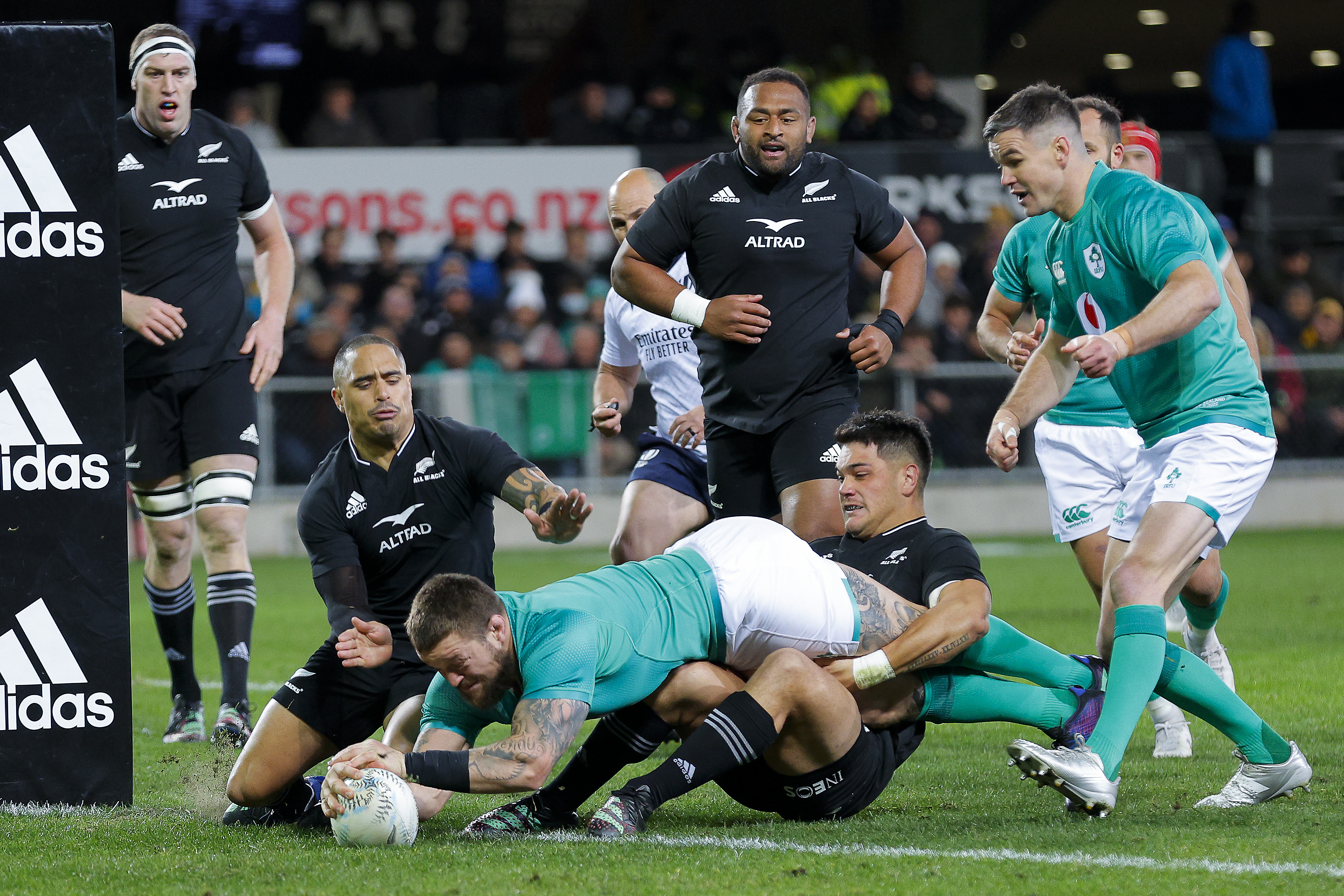 Ireland beat All Blacks in New Zealand for the first time