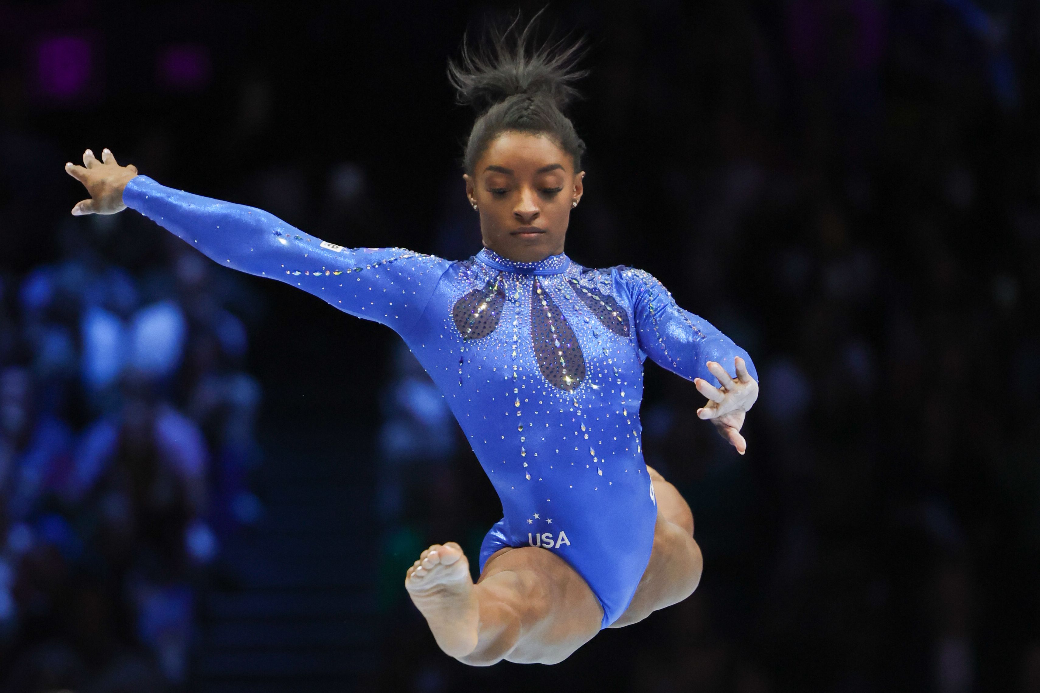 Simone Biles magic leads USA to world gymnastics championships