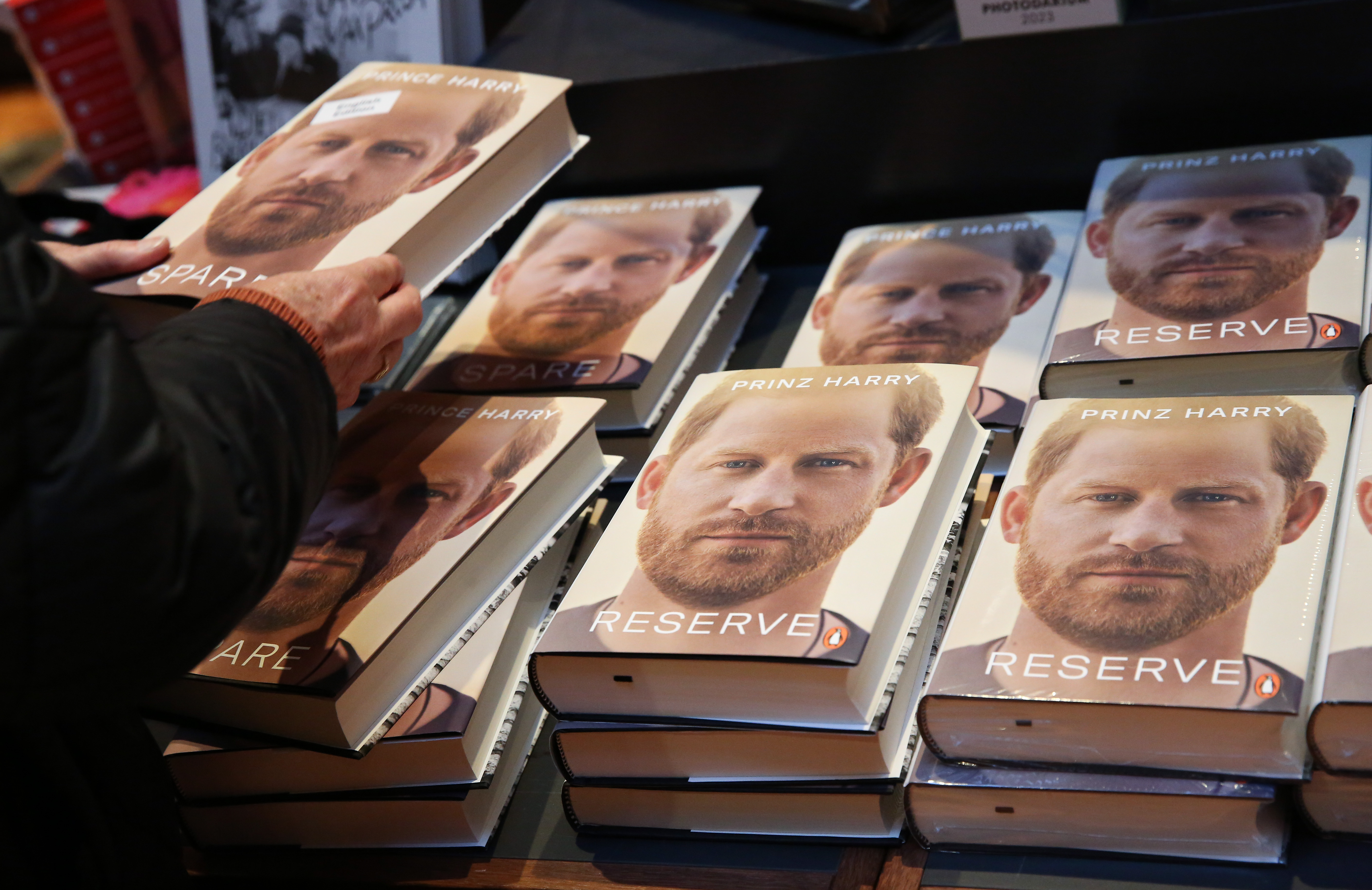 Prince Harry's Spare sells 10,000 copies in Ireland on its first day – The  Irish Times