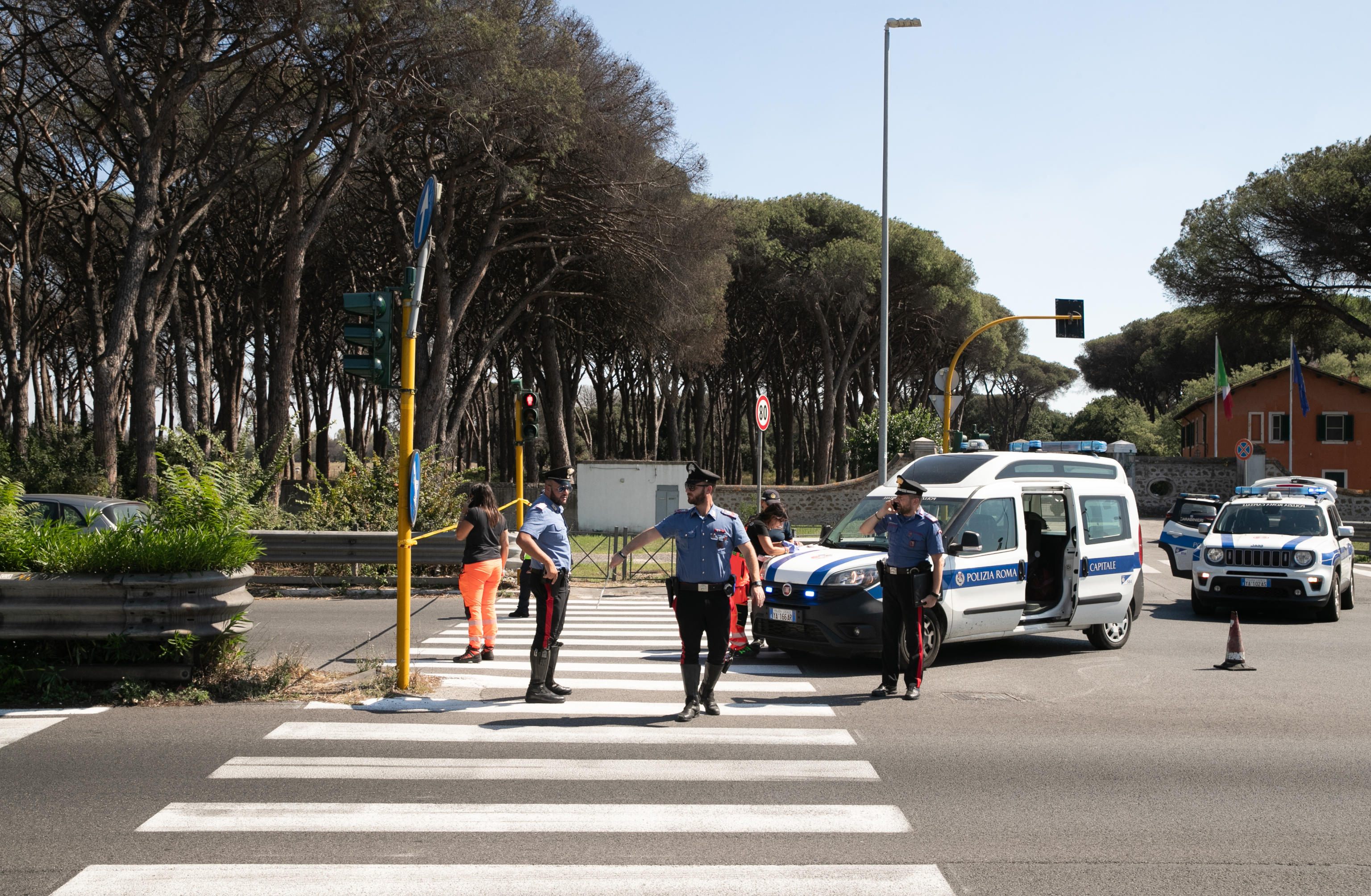 Family of Irish tourists killed in Rome to fly out as Italian police  investigate – The Irish Times