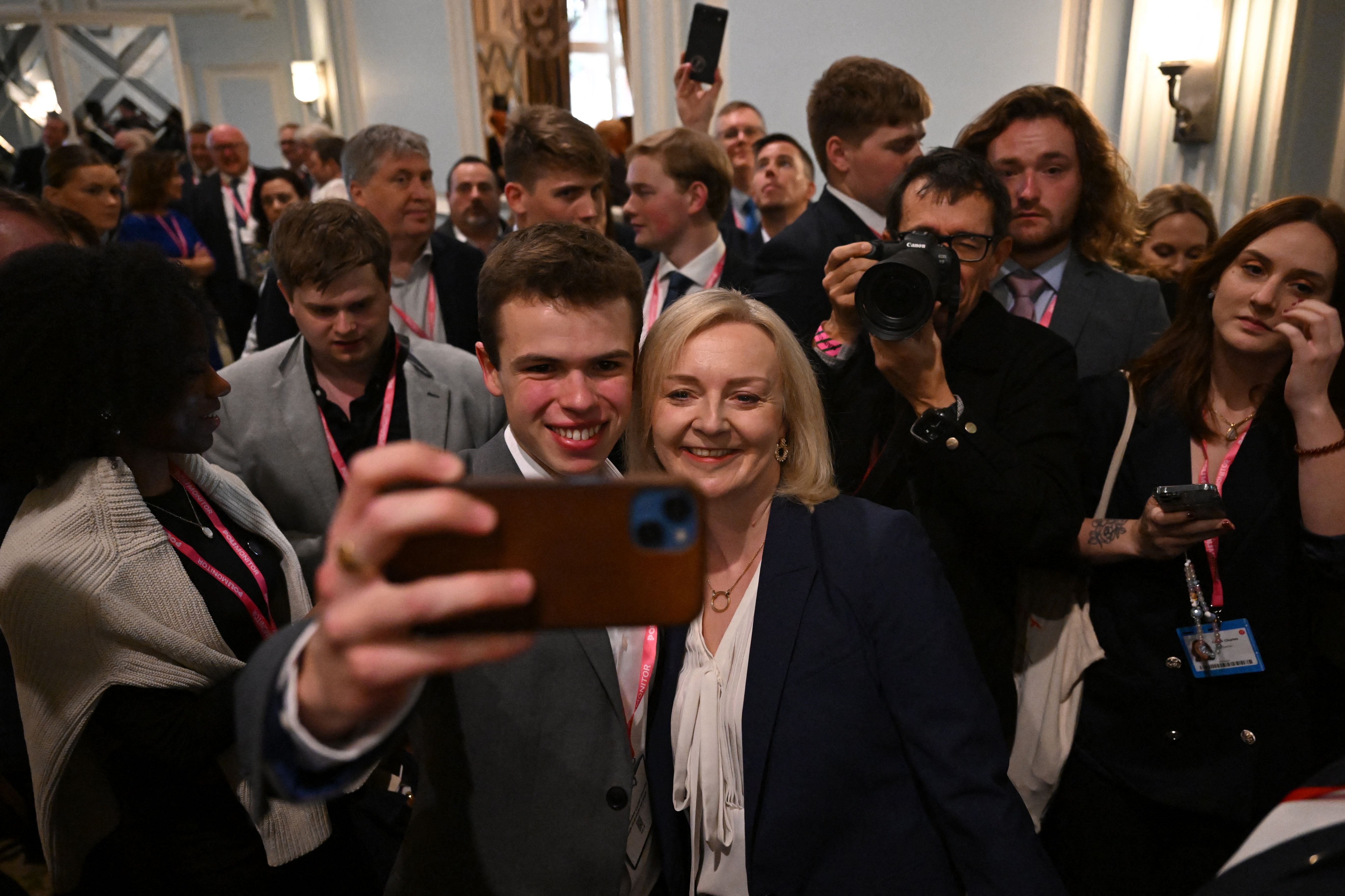 West Bromwich: Red wall town that turned blue split on Liz Truss ahead of  Conservative conference, Politics News