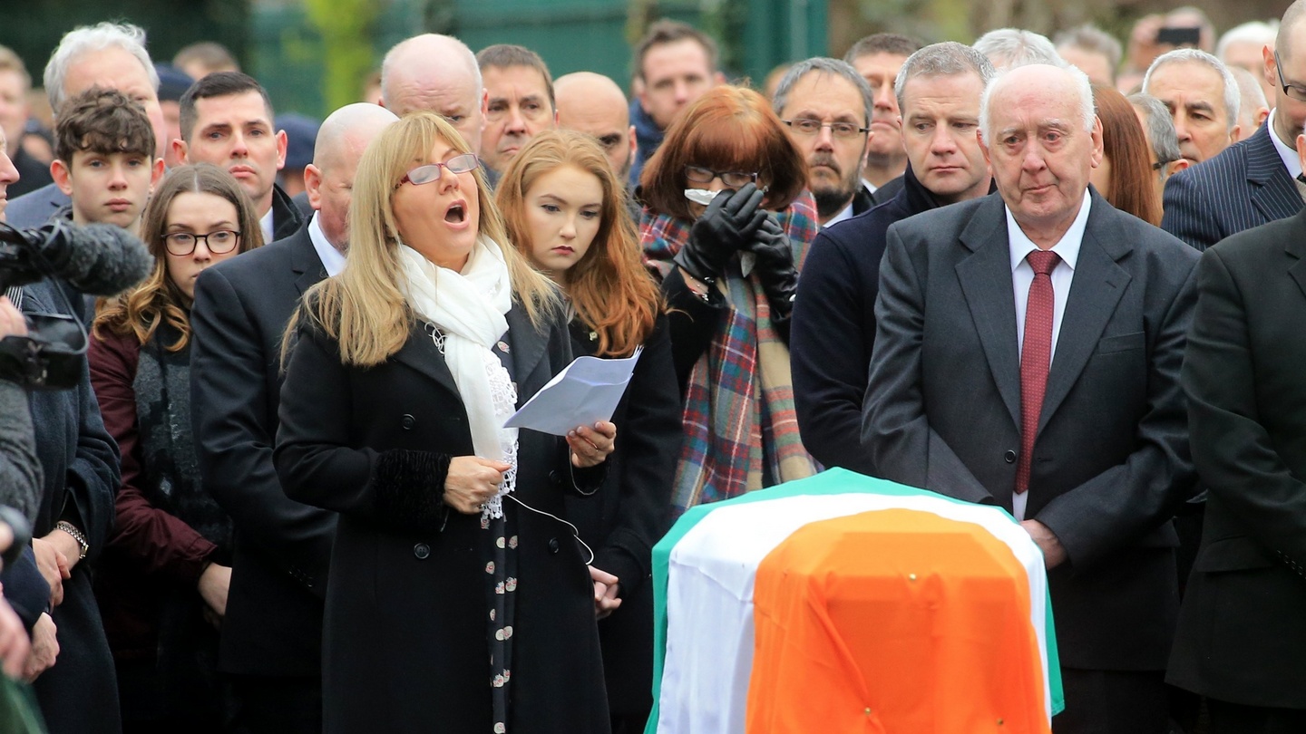 Bill Clinton urges leaders at Martin McGuinness funeral to finish his work, Martin McGuinness