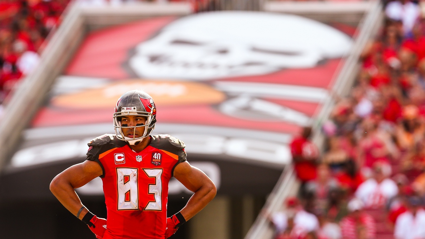 Vincent Jackson, former NFL player found dead in hotel room, had CTE,  family says