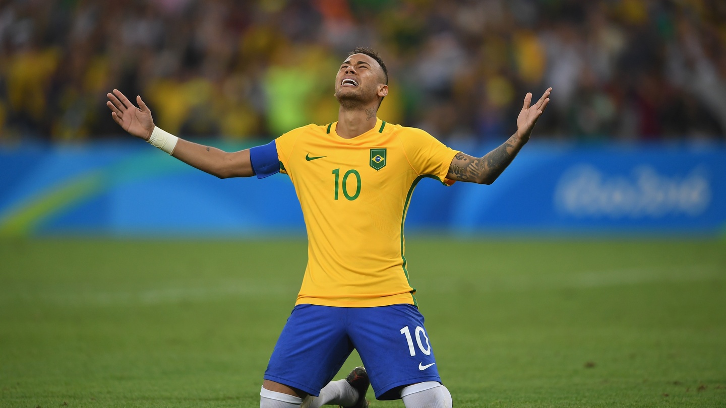 Brazil's biggest enemies: overconfidence and a Neymar dependency