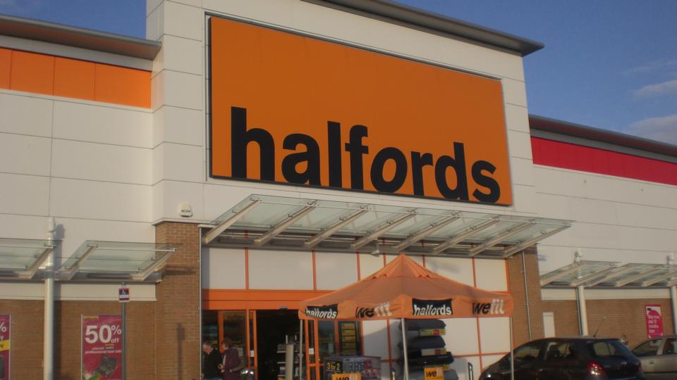 Halfords coolock online bikes