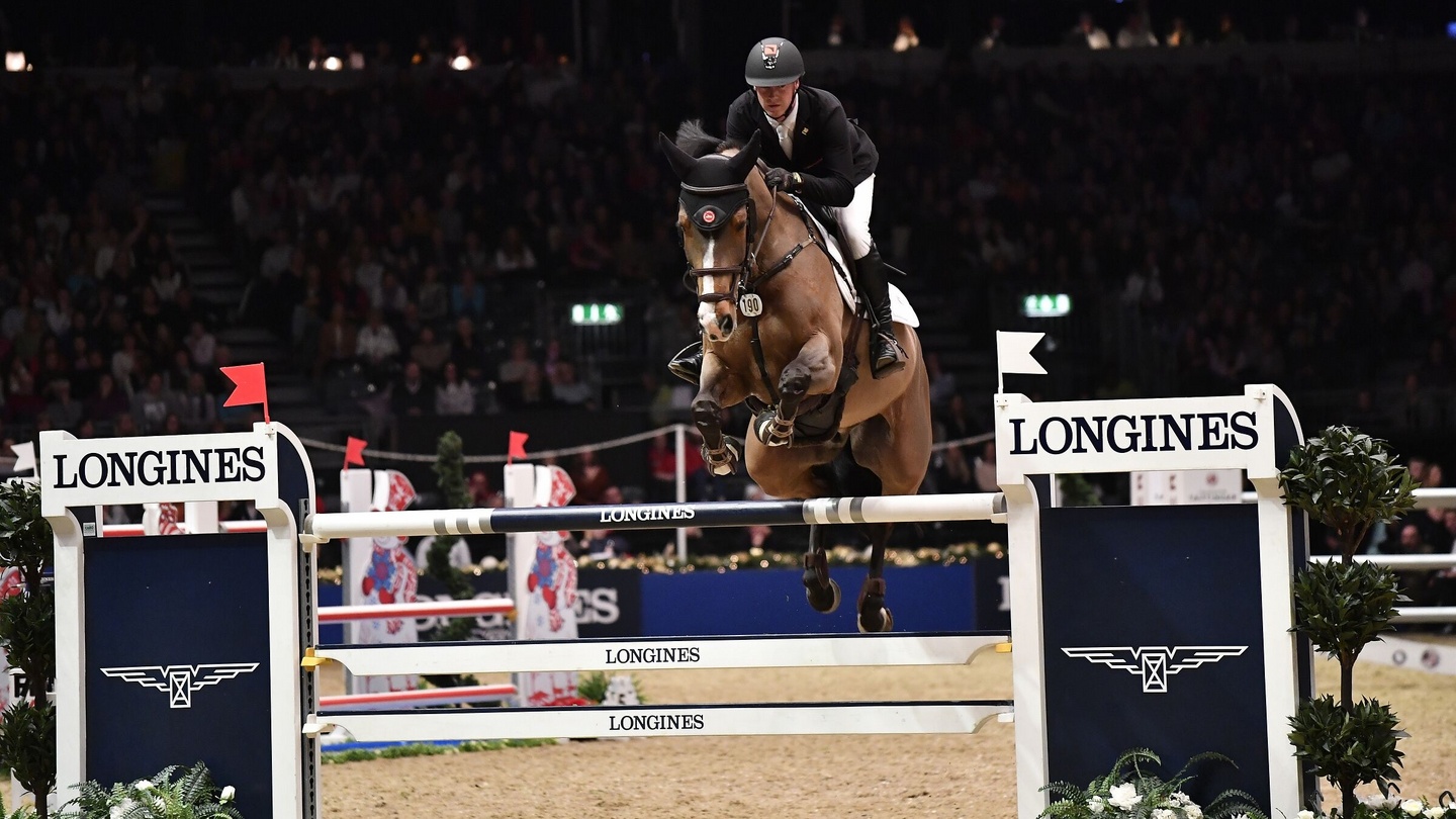 Darragh Kenny wins Longines Christmas Cracker The Irish Times