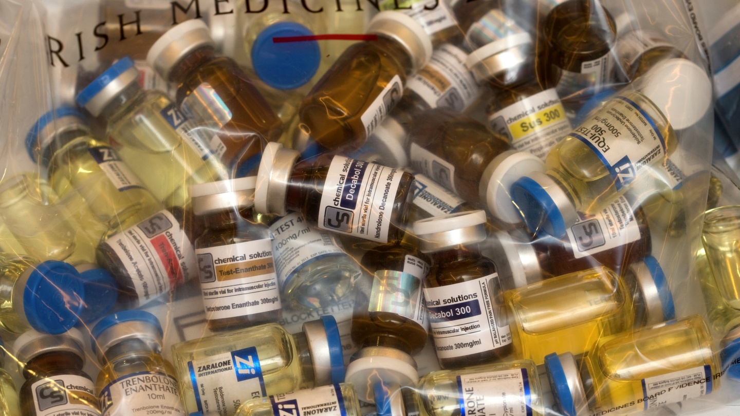 Decabol pills