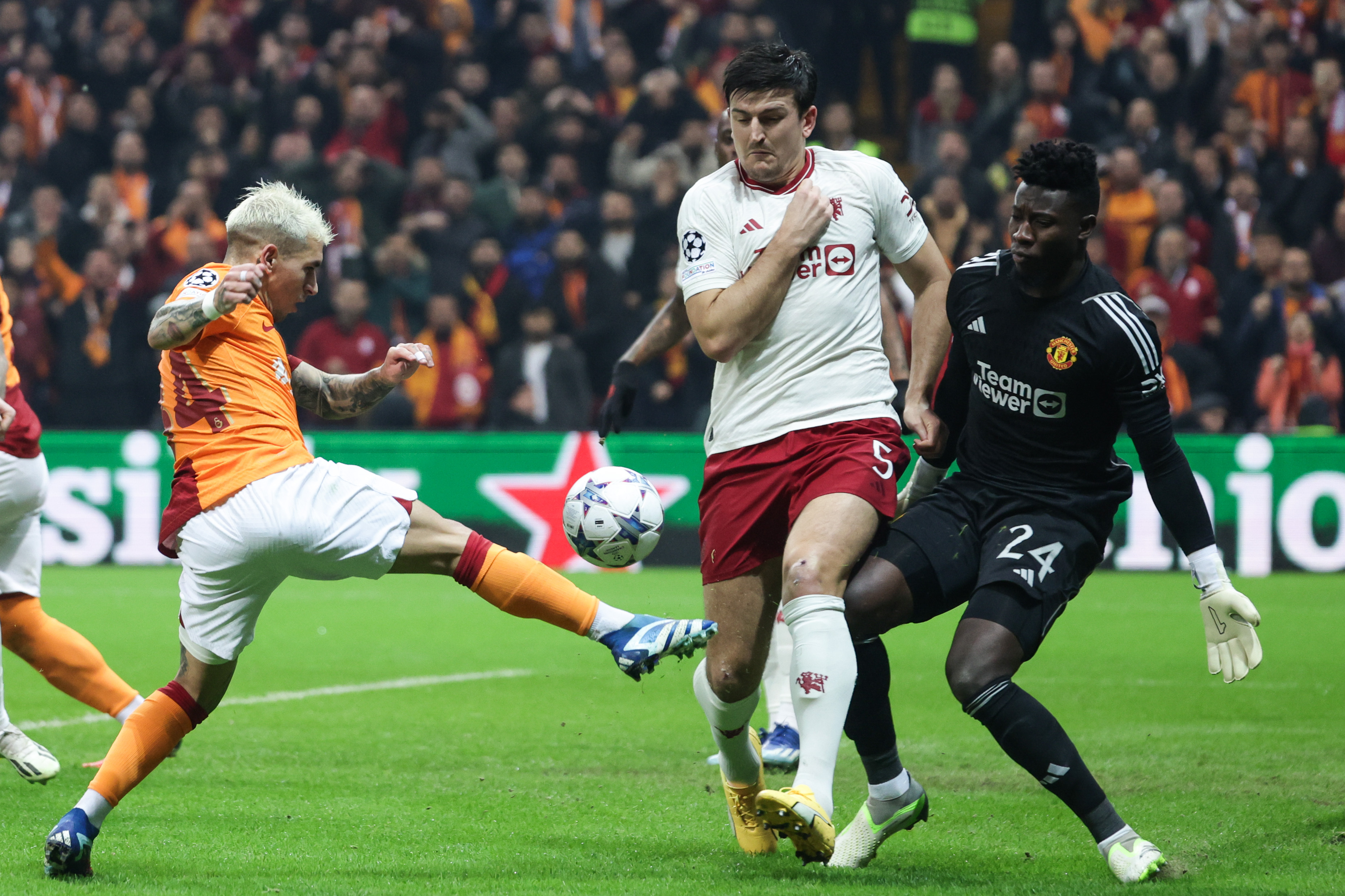 Wolverhampton Wanderers' Nelson Semedo foul on Fulham's Tom Cairney News  Photo - Getty Images