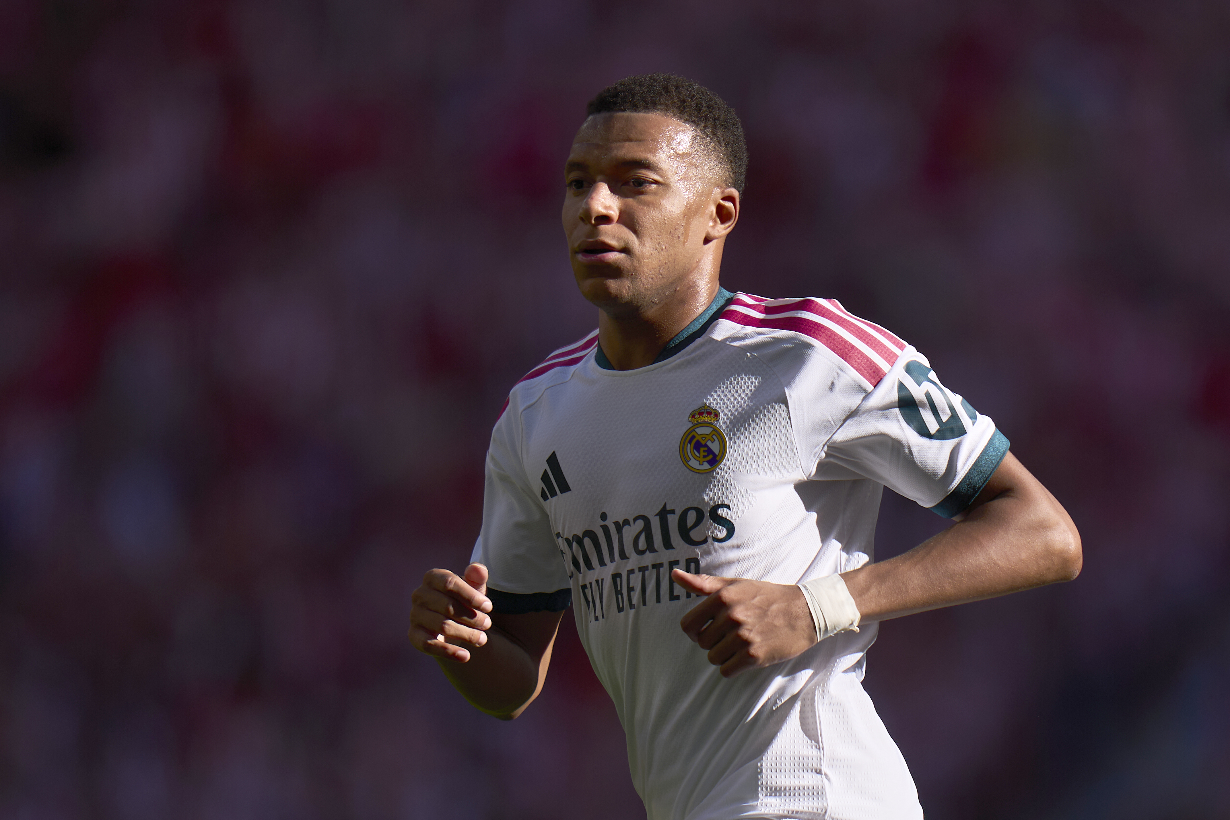 Former Ballon d’Or winner criticises Mbappe’s attitude in the 2026 race 5 XIS5KGHK2JC3FIKC6CJB4R7RPE