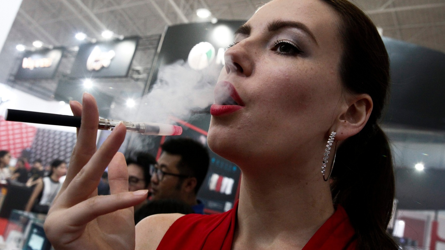electronic cigarette dublin smokedifferent cigarettes Vaporizers & Electronic Cigarettes near