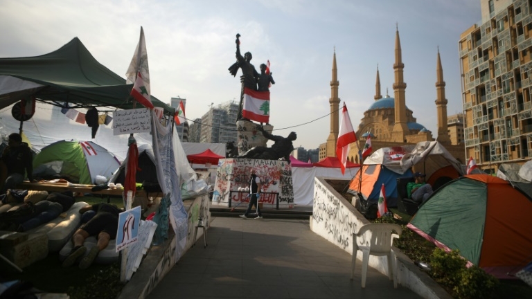 Des tentes installées par les manifestants dans le centre-ville de Beyrouth, le 26 octobre 2019/
