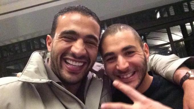 Badr Hari en compagnie de son ami, Karim Benzema.
