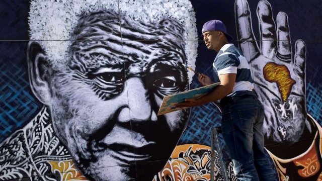 A Johannesburg, l'hommage de l'artiste John Adams à Mandela
