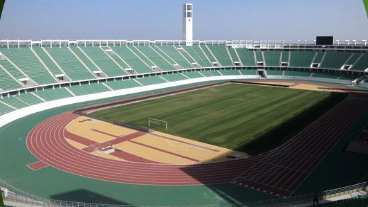 Le grand stade d'Agadir flambant neuf recevra environ 45.000 personnes
