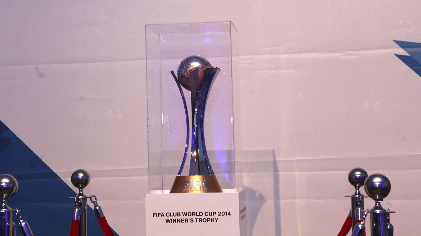 Le trophée de la Coupe du Monde des clubs a été présenté aujourd'hui dans un grand hôtel de Casablanca.
