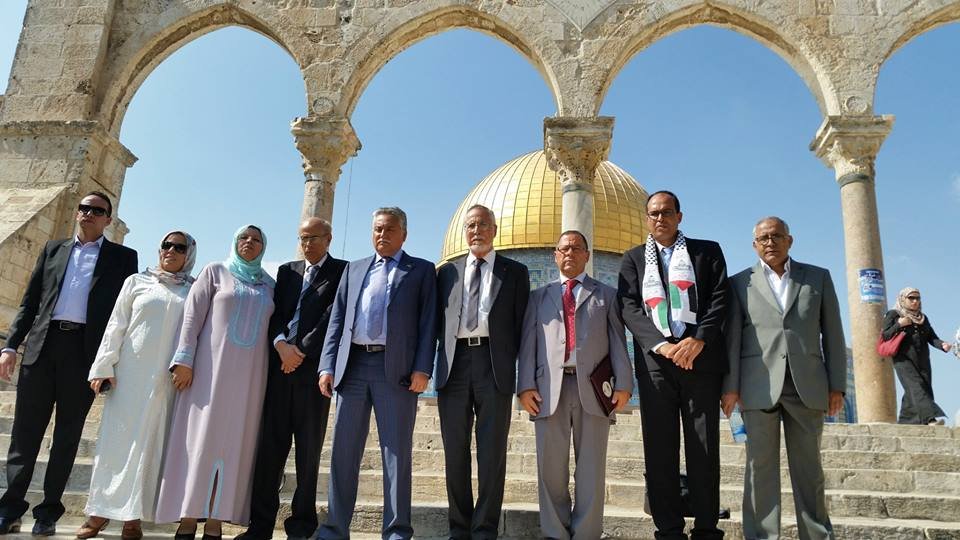 نبيل بنعبد الله وأعضاء حزب الكتاب في القدس الشريف
