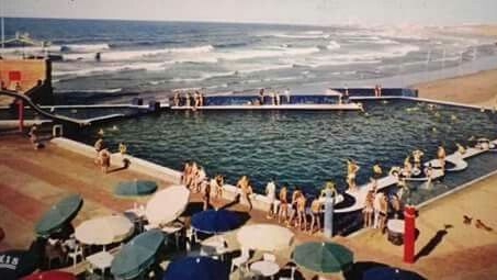 L'un des bassins de la piscine Acapulco
