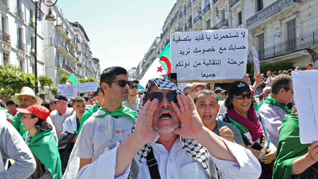 Algérie. Ahmed Gaïd Salah au coeur des contestations vendredi 10 mai 2019.
