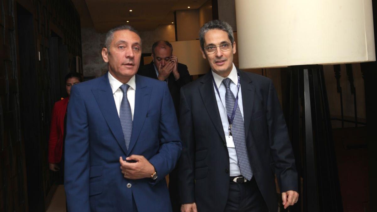 Moulay Hafid Elalamy, ministre de l'Industrie, du Commerce, de l'Investissement et de l'Economie numérique et Zouheir Bensaid, président de RMA.
