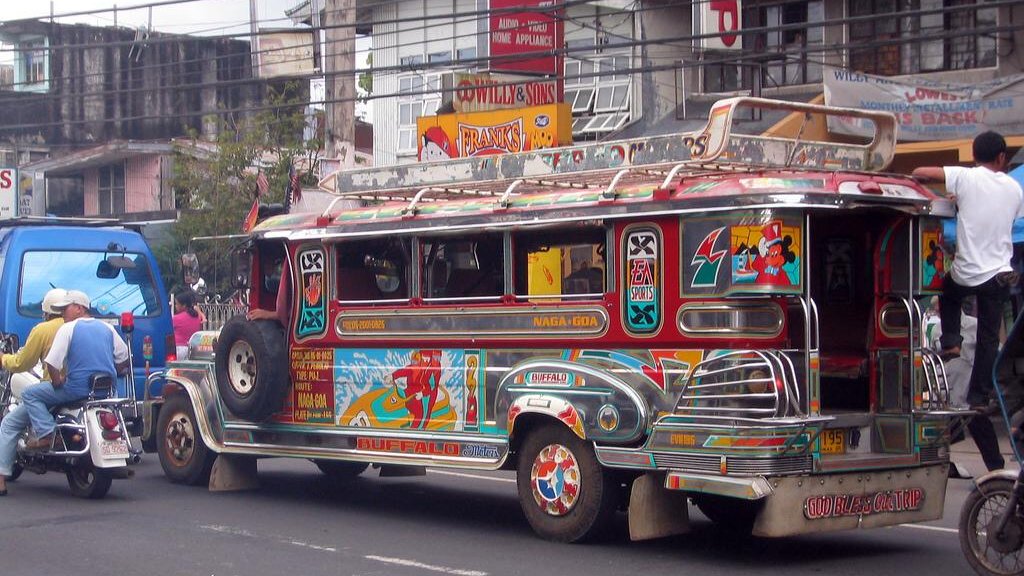 Rien de tel pour visiter les Philippines que les transports en commun... Tout ce qu'il y a de plus typique !
