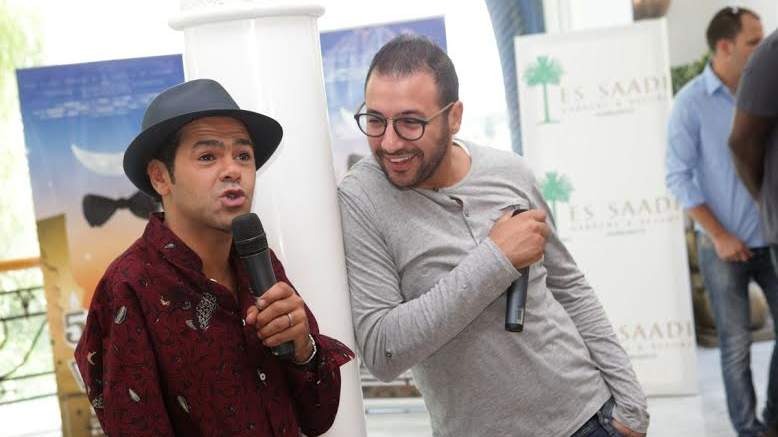 النجم الفكاهي الفرنسي من أصول مغربية، جمال دبوز رفقة الفنان الساخر "إيكو"
