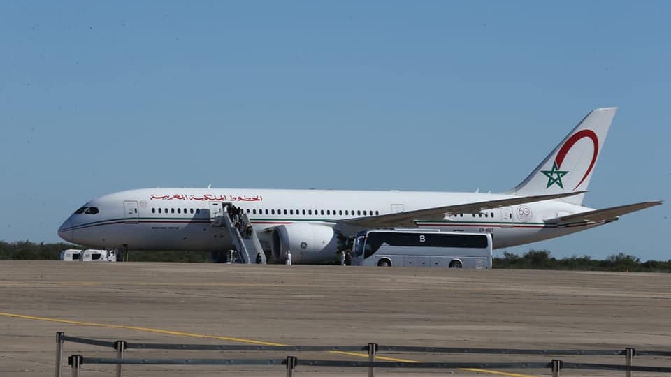 Le Boeing 787 Dreamliner qui a assuré ce vol spécial de RAM, à son atterrissage sur le tarmac de l'aéroport de Benslimane, dimanche 2 février 2020.
