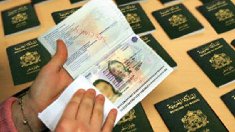 De faux permis de conduire marocains, saisis en Espagne, objet d'une  enquête - Barlamane