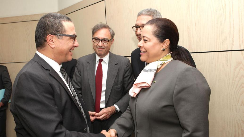 Mohamed Boussaid, Ministre de l'Economie et des Finances et Meriem Bensalah, Présidente de la CGEM. 
