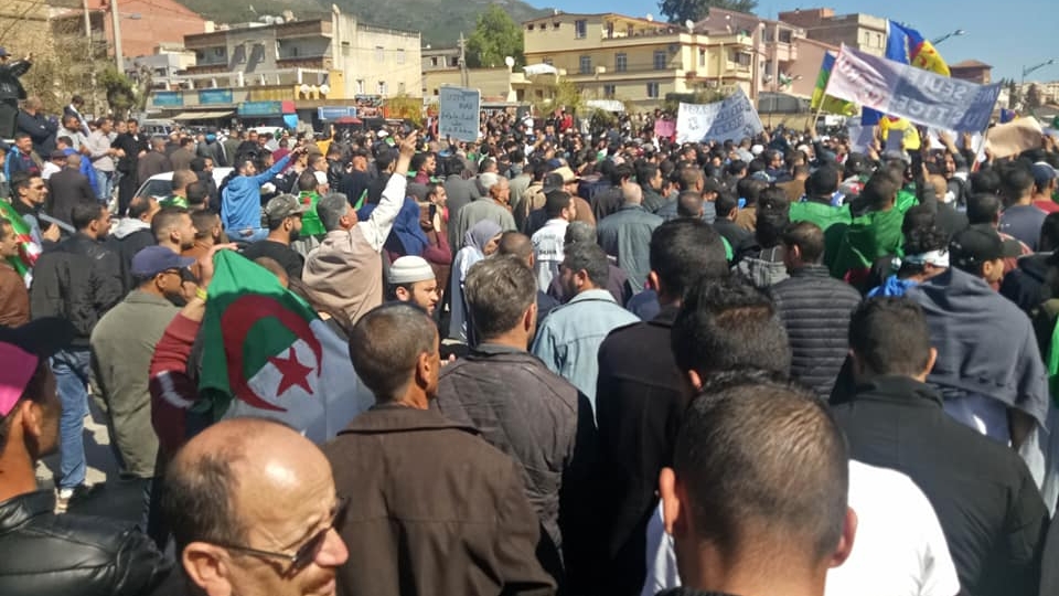 Algérie: 4ème vendredi de la colère contre Bouteflika. A Béjaia.
