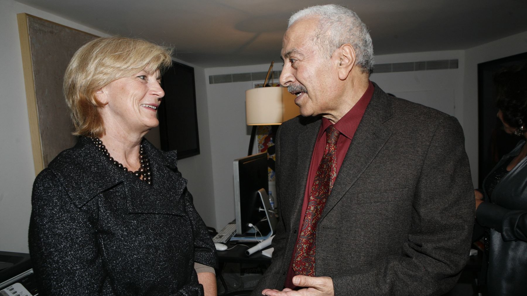 محمد شبعة في لقاء سابق مع القنصل العام للولايات المتحدة الأمريكية سنة 2010
