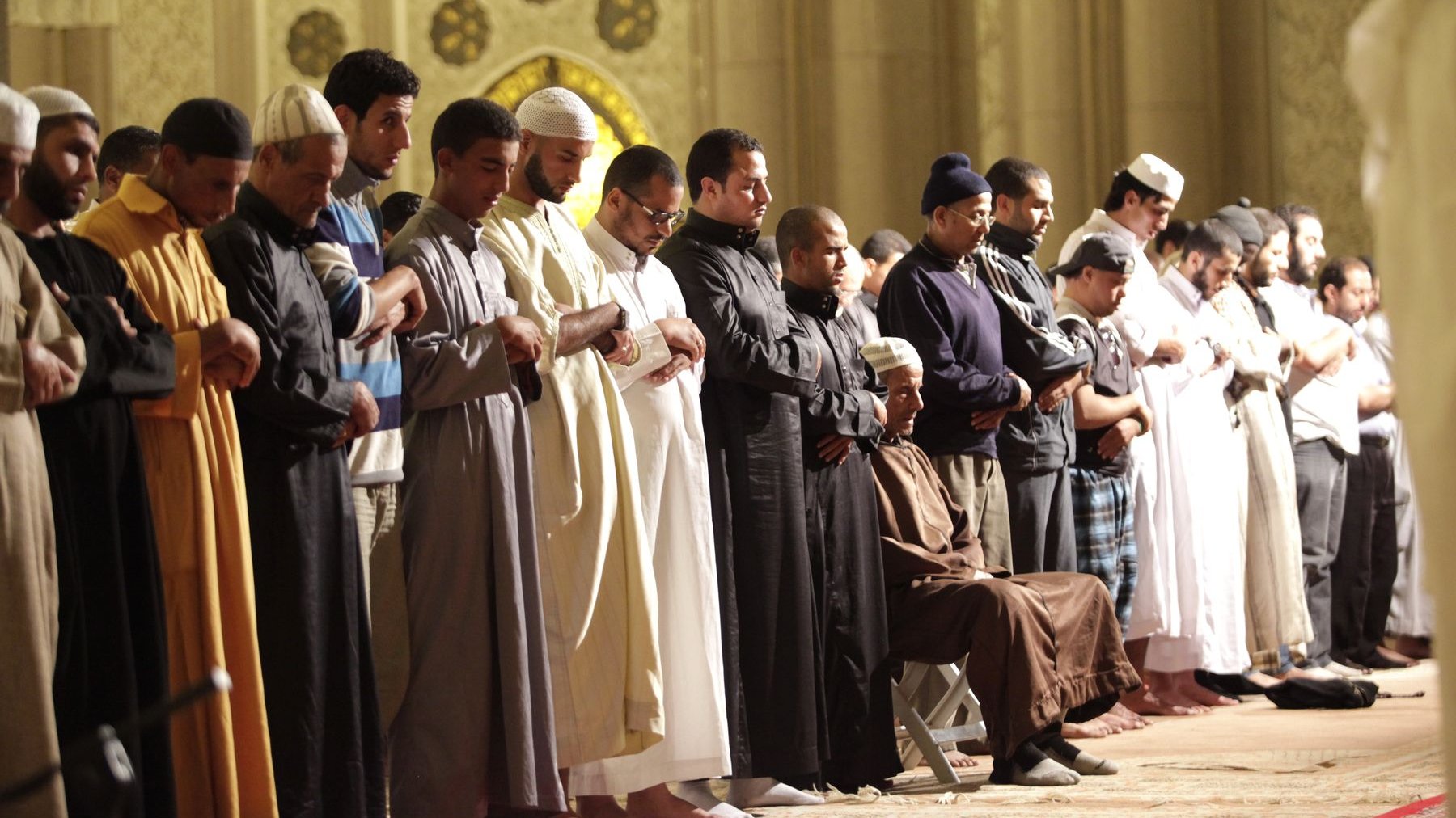 La première nuit des tarawih à la mosquée Hassan II le360.ma