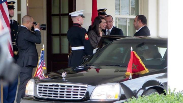 Accueil chaleureux pour le roi Mohammed VI à son arrivée à West Wing à Washington
