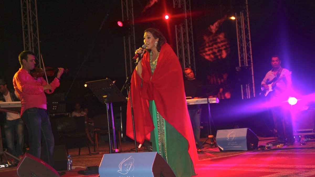 Asmae Lamnawar a rendu un vibrant hommage à la chanson marocaine
