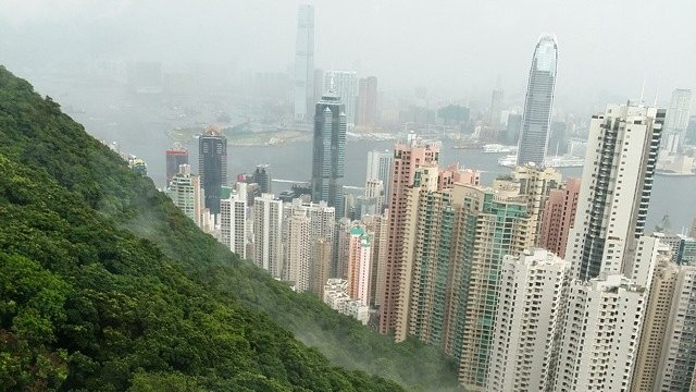 مناظر سياحية بهونغ كونغ بعدسة دنيا باطما
