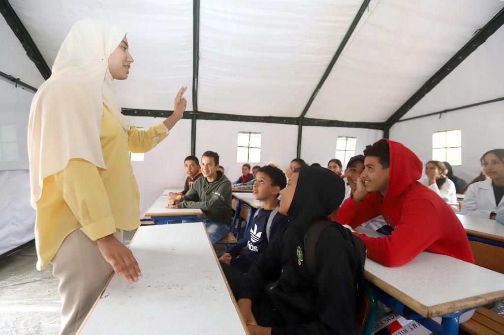 Après le séisme, les étudiants du lycée Al Farabi d’Amzmiz reprennent les cours.