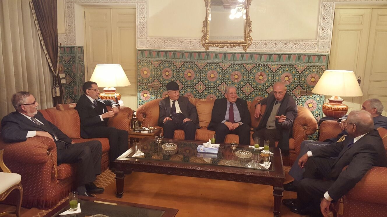 La délégation marocaine à l'ambassade du royaume à Alger.
