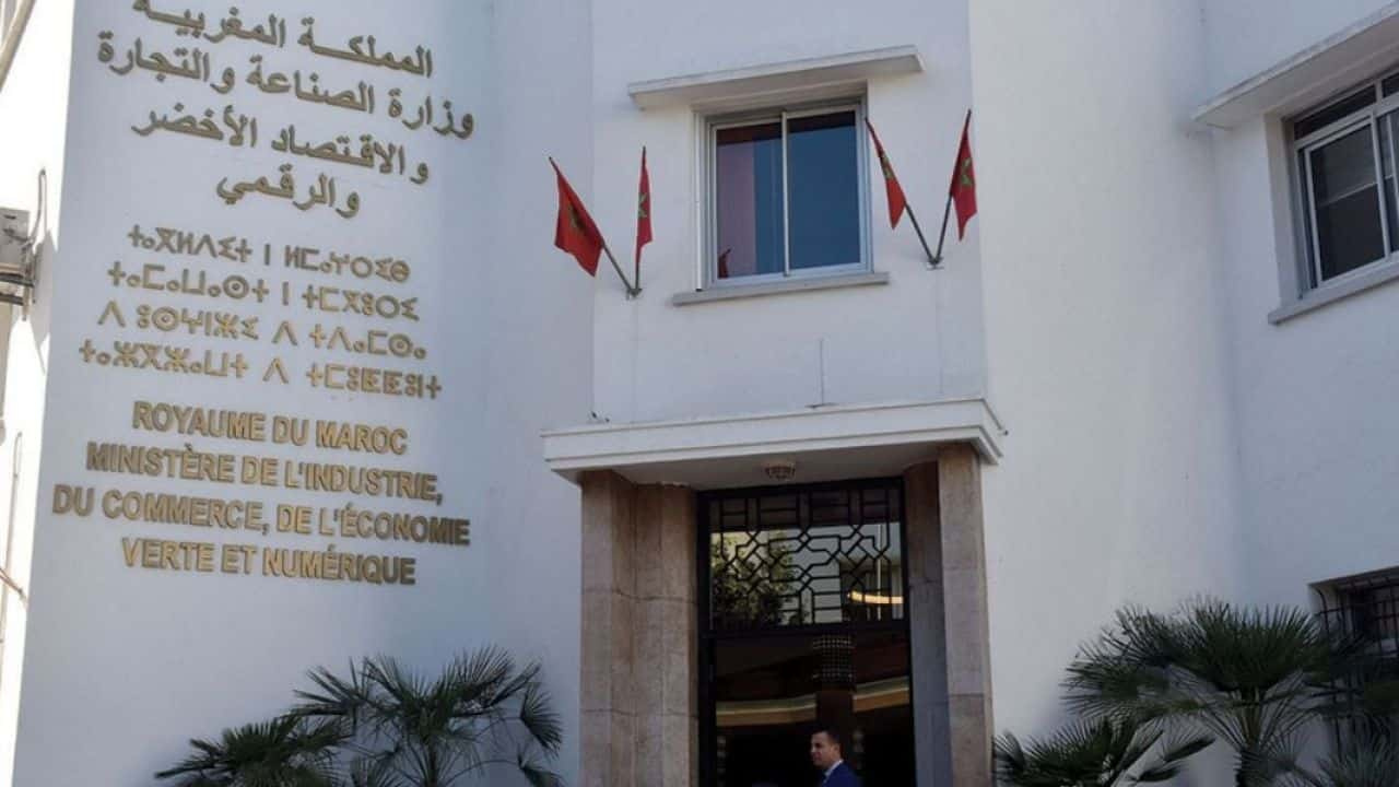 Cahiers importés de Tunisie: ouverture d'une enquête de réexamen des droits  antidumping