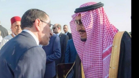 Le roi Salmane a été salué à son départ par le chef du gouvernement, Saâd-Eddine El Othmani.
