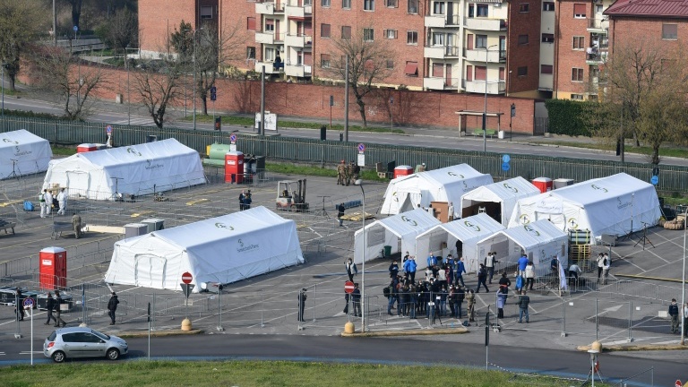 Un hôpital de campagne nouvellement opérationnel pour des patients atteints de coronavirus, le 20 mars 2020 à Crémone, au sud-est de Milan.
