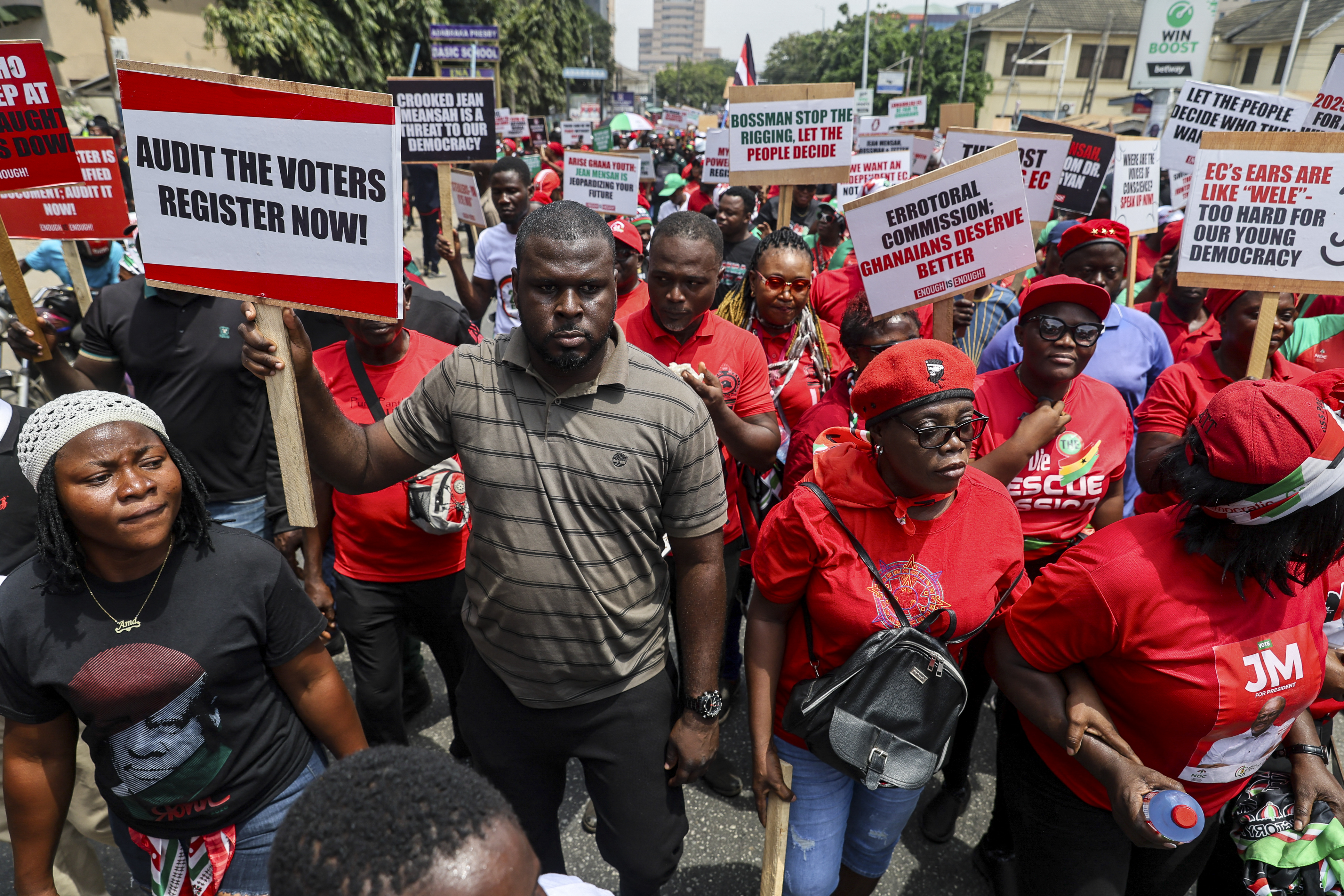 Politique | Toute l'actualité et les dernières informations sur les pays du continent africain et du Monde - Le360 Afrique