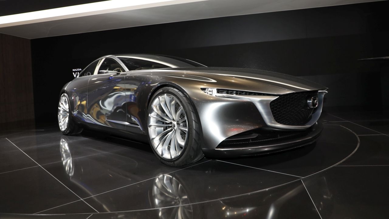 Doucle sacre pour ce modèle de Mazda, élu plus beau concept au Festival Automobile International, à Paris en janvier, et à Genève, en mars.
 
