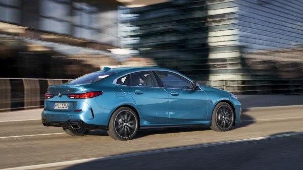 BMW Série 5 2017 : contrôler la voiture d'un simple geste de la