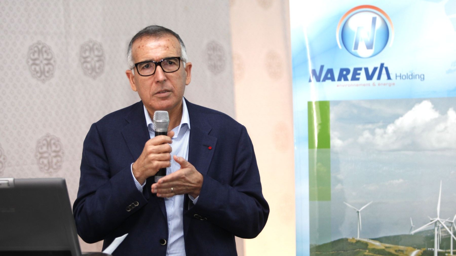 Le PDG de Nareva Holding, Ahmed Nakkouch, a présenté, lundi à Akhfenir, avec beaucoup d'émotion les multiples projets de sa structure.
