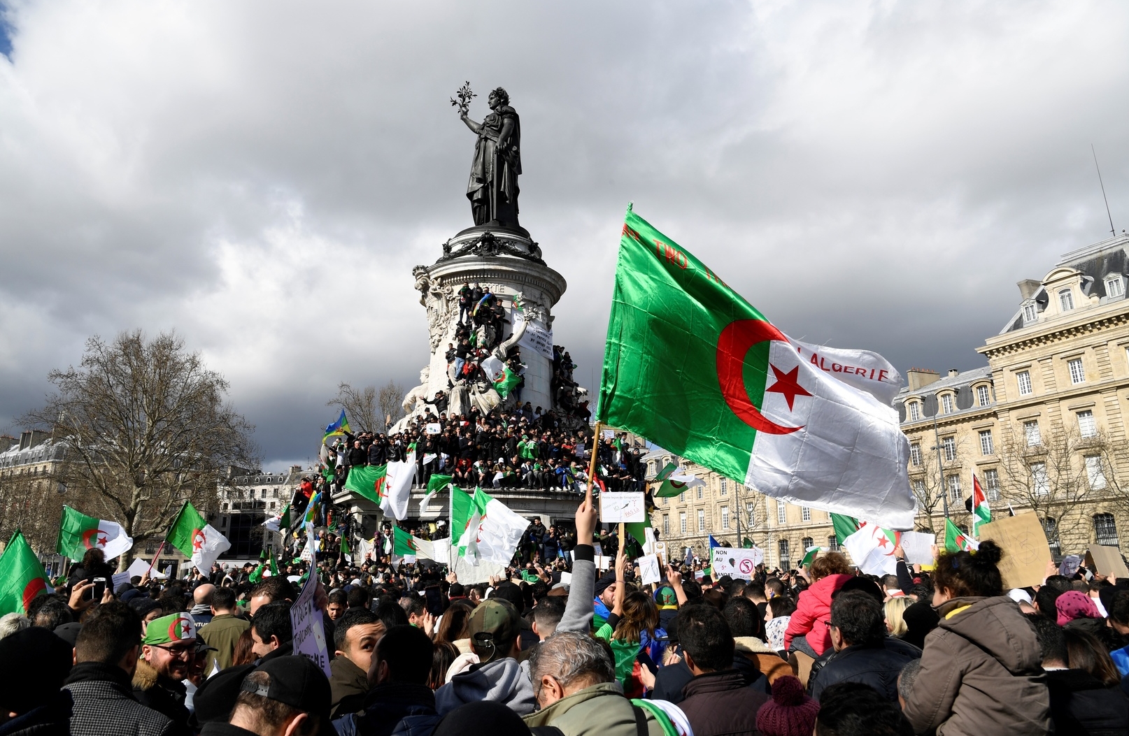 Politique | Retrouvez toute l'actualité du Maroc et du monde, en temps réel, sur le premier site d'information francophone au Maroc : www.le360.ma