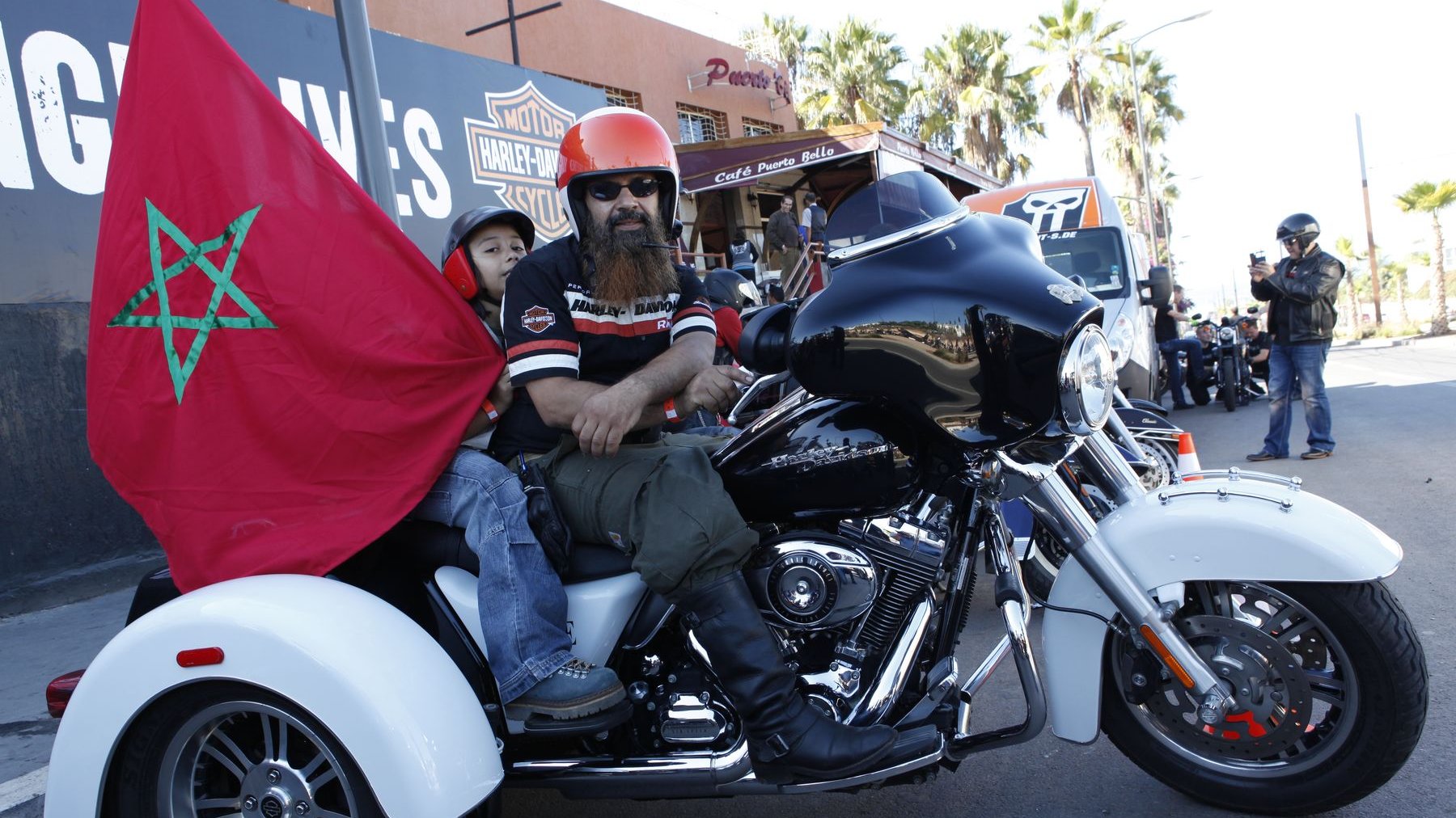 En avant pour une procession made in Morocco de Harley Davidson !
